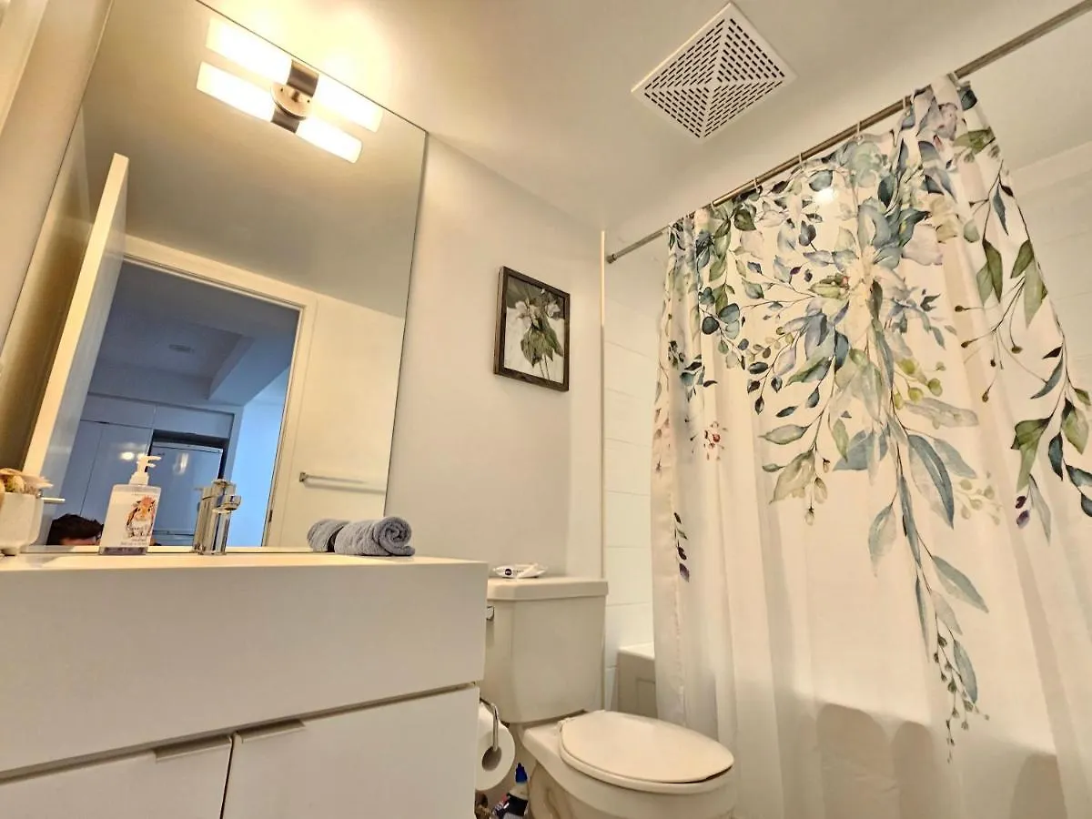 1+Den City Of Toronto Apartment